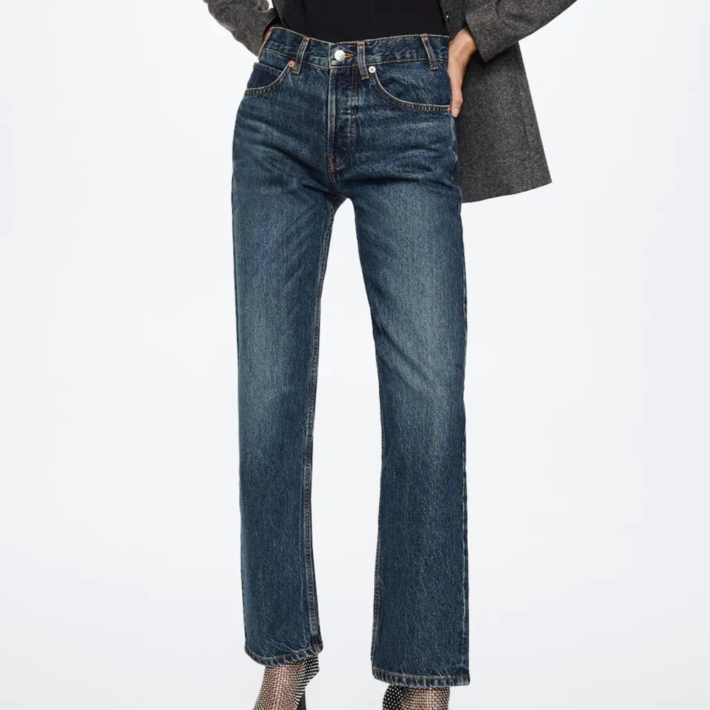 Mango Buttons straight jeans new size 6